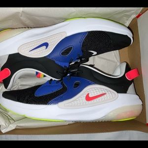NIKE JoyRide CC Shoes M10.5 W12 NWT New Multicolor